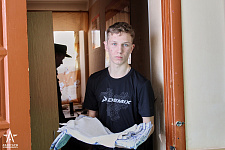 hLf1DXwoZ80.jpg
