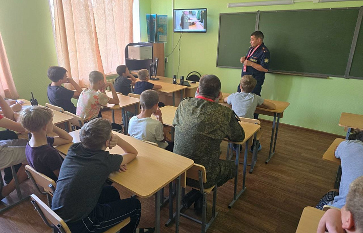 Как сотрудники "Авангарда" помогают подросткам в трудной ситуации