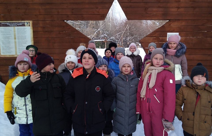 7 февраля 2022 гости из г. Москвы и Челябинска посетили экскурсию в «Партизанскую деревню».