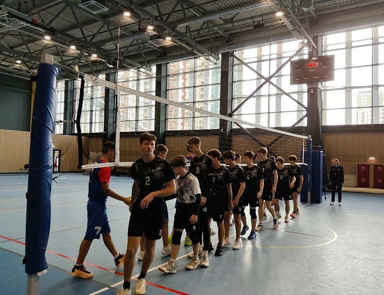 Юные кадеты стали чемпионами по волейболу на фестивале Суворова