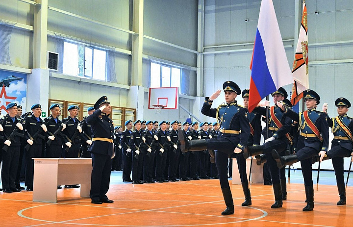 Церемония принятия военной присяги курсантами Челябинска